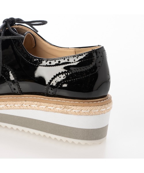 EVOL（イーボル）の「【美脚効果・22.0-25.0cm展開】厚底プラットフォームレースアップシューズ JA5922（ドレスシューズ・レディース・ブラック/アイボリー/シルバー・24.0cm/24.5cm/25.0cm/22.0cm/22.5cm/23.0cm/23.5cm）」の18枚目の写真