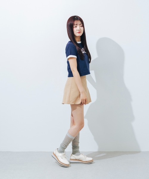 EVOL（イーボル）の「【美脚効果・22.0-25.0cm展開】厚底プラットフォームレースアップシューズ JA5922（ドレスシューズ・レディース・ブラック/アイボリー/シルバー・24.0cm/24.5cm/25.0cm/22.0cm/22.5cm/23.0cm/23.5cm）」の6枚目の写真