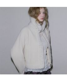 TWEE（トゥウィー）の「ベアールカラーショートムートンジャケット（ムートンコート）」