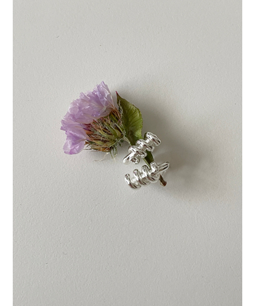 ELYONA（エリオーナー）の「ELA 02 Earrings One-touch twist earrings（ピアス（両耳用）・レディース・その他・FREE）」の5枚目の写真
