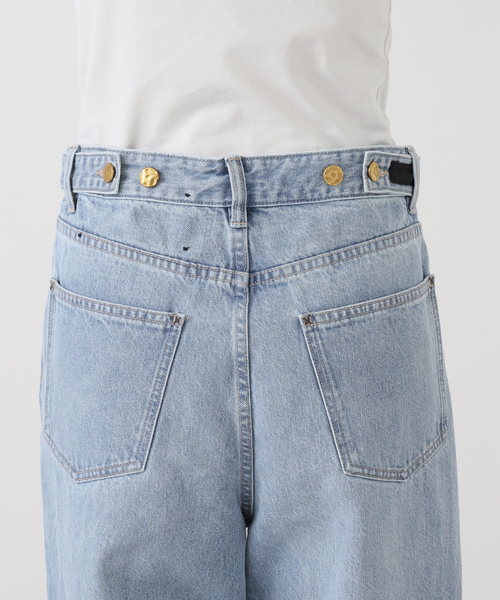 AP STUDIO（エーピーストゥディオ）の「【ADNYM ATELIER/アドニム アトリエ】HACK JEANS（デニムパンツ・レディース・ライトブルー・38/36）」の11枚目の写真