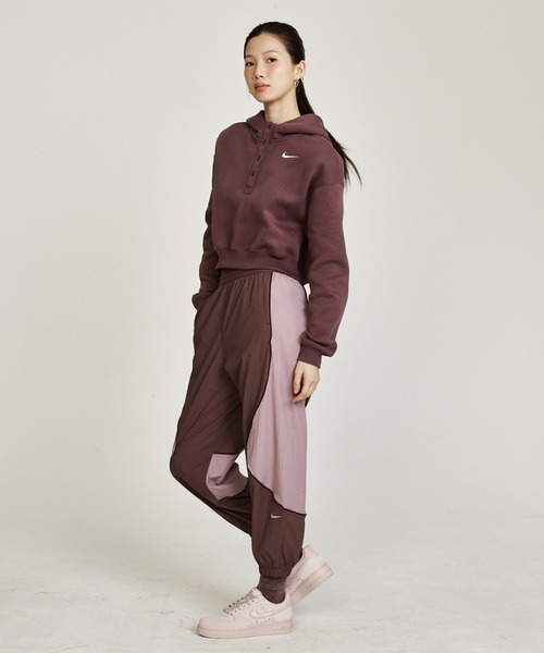 NIKE(ナイキ)の「ナイキ エア フォース 1 '07 ウィメンズシューズ / Nike Air Force 1 '07 Women's Shoes HV4406-601 Silt Red(スニーカー・レディース・ピンク系その他2・22.5/23/23.5/24/24.5/25/26/25.5/22)」の6枚目の写真