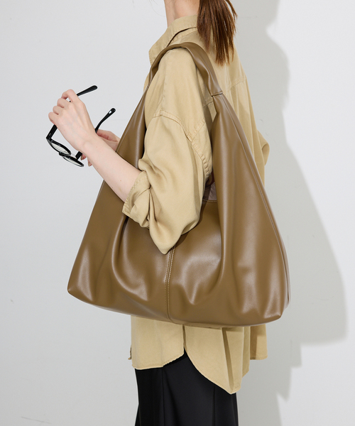 SLOBE IENA(スローブイエナ)の「《追加9》SLOBE トライアングルBAG(トートバッグ・レディース・チョコ/ブラック・FREE)」の21枚目の写真