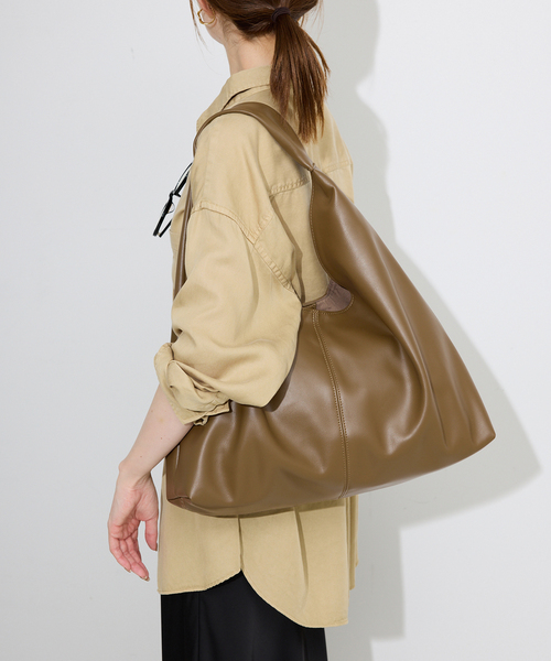 SLOBE IENA(スローブイエナ)の「《追加9》SLOBE トライアングルBAG(トートバッグ・レディース・チョコ/ブラック・FREE)」の22枚目の写真