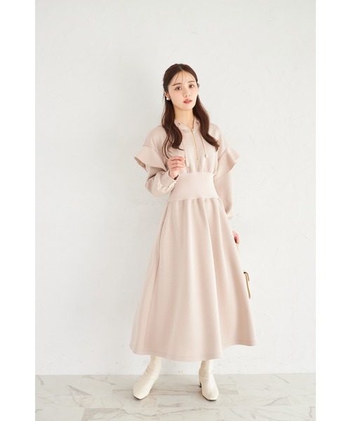 tocco closet(トッコ クローゼット)の「ウエストリブ切り替えフリルスリーブボンディングフーディワンピース(ワンピース・レディース・グレー/ベージュ/ブラック/サックスブルー・M)」の12枚目の写真