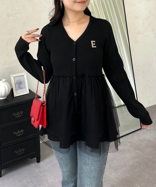 prose verse（プロズヴェール）の「チュールレイヤードVネックペプラムカーディガン（カーディガン/ボレロ・レディース・イエロー/ピンク/ブラック・LARGE/MEDIUM）」の2枚目の写真