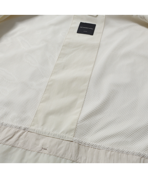 MOIF（モイフ）の「[SS25] WIDE DOG EAR JACKET / ECRU（ナイロンジャケット・メンズ・その他・S/M/L）」の15枚目の写真