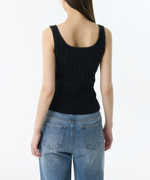 MUSINSA STANDARD WOMAN（ムシンサスタンダードウーマン）の「ウィメンズケーブルニットスリーブレストップ[ブラック]（ニット/セーター・レディース・その他・LARGE/MEDIUM/SMALL/X-SMALL）」の2枚目の写真