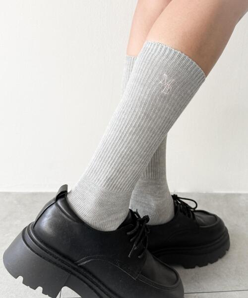 WEGO(ウィゴー)の「WEGO/刺繍ロゴローゲージゆるリブソックス(ソックス/靴下・レディース・ホワイト/ライトグレー/ブラック・23-25cm)」の11枚目の写真