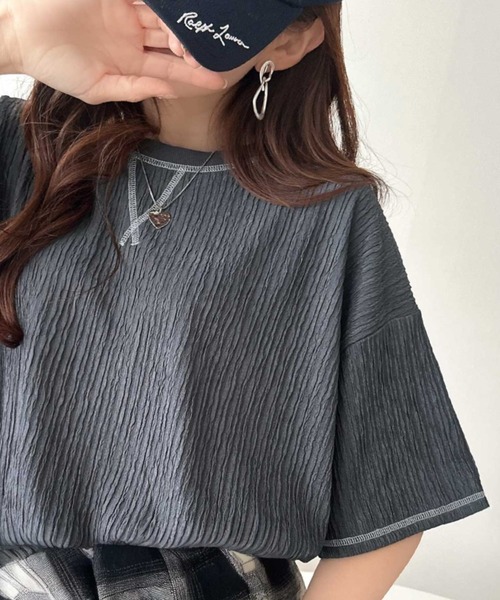 classicalelf(クラシカルエルフ)の「カラーで遊び心をプラス。配色ステッチ楊柳ガゼットトップス (半袖)(Tシャツ/カットソー・レディース・チャコール/ブラウン/ブラック/アイボリー/ブルー・LARGE/MEDIUM/SMALL/X-LARGE)」の3枚目の写真
