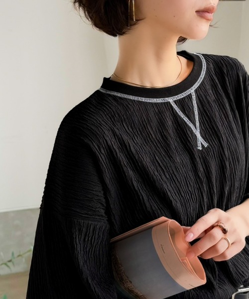 classicalelf(クラシカルエルフ)の「カラーで遊び心をプラス。配色ステッチ楊柳ガゼットトップス (半袖)(Tシャツ/カットソー・レディース・チャコール/ブラウン/ブラック/アイボリー/ブルー・LARGE/MEDIUM/SMALL/X-LARGE)」の2枚目の写真