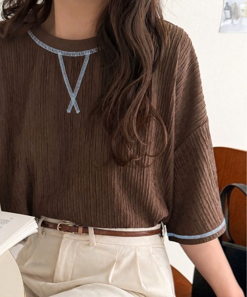 classicalelf(クラシカルエルフ)の「カラーで遊び心をプラス。配色ステッチ楊柳ガゼットトップス (半袖)(Tシャツ/カットソー・レディース・チャコール/ブラウン/ブラック/アイボリー/ブルー・LARGE/MEDIUM/SMALL/X-LARGE)」の8枚目の写真