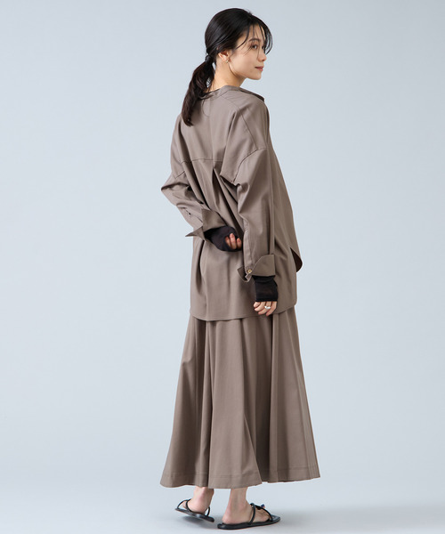 Liesse(リエス)の「パネルフレアスカート(スカート・レディース・ライトベージュ/カーキ・3/2)」の5枚目の写真