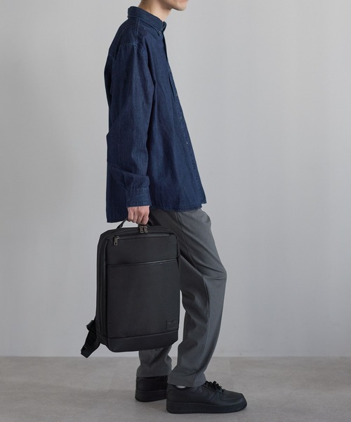 GUSCIO UOMO(グッシオ ウォーモ)の「【グッシオ ウォーモ】ビジネスリュック 軽量 通勤通学 革付属(ビジネスバッグ・メンズ・ブラック/ネイビー/ダークグレー・FREE)」の6枚目の写真