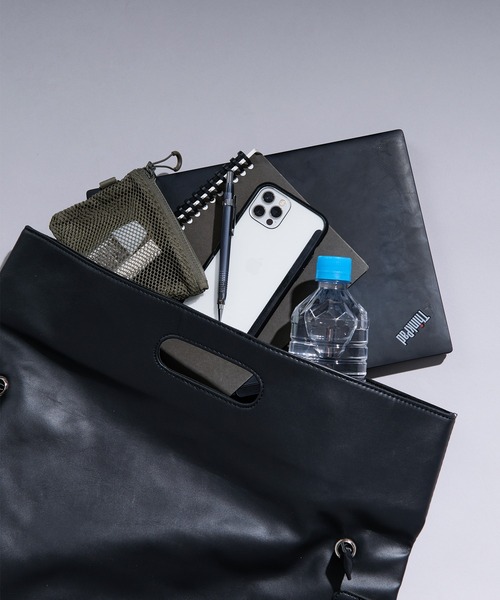 Ellno Loset(エルノロゼット)の「multi way shoulder bag(ショルダーバッグ・メンズ・グレー/ブラック/アイボリー・FREE)」の5枚目の写真