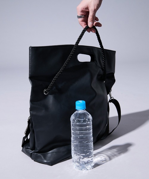 Ellno Loset(エルノロゼット)の「multi way shoulder bag(ショルダーバッグ・メンズ・グレー/ブラック/アイボリー・FREE)」の6枚目の写真