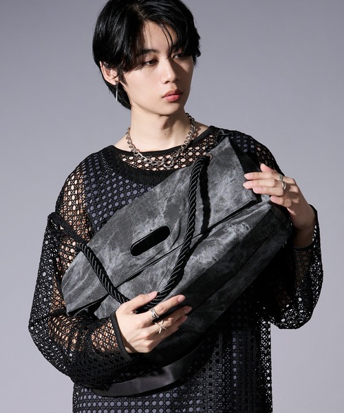 Ellno Loset(エルノロゼット)の「multi way shoulder bag(ショルダーバッグ・メンズ・グレー/ブラック/アイボリー・FREE)」の16枚目の写真