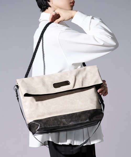 Ellno Loset(エルノロゼット)の「multi way shoulder bag(ショルダーバッグ・メンズ・グレー/ブラック/アイボリー・FREE)」の19枚目の写真