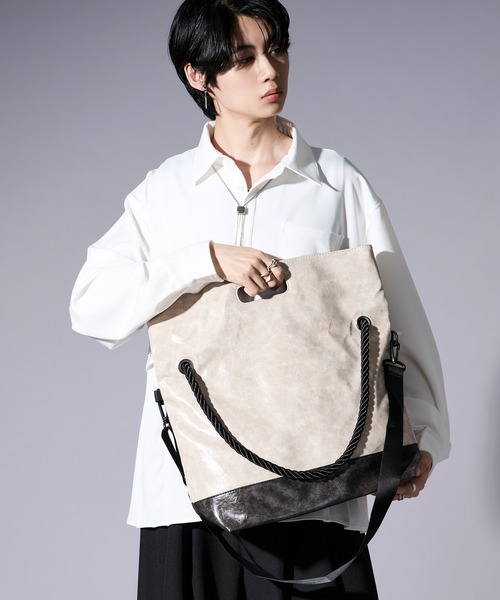 Ellno Loset(エルノロゼット)の「multi way shoulder bag(ショルダーバッグ・メンズ・グレー/ブラック/アイボリー・FREE)」の20枚目の写真