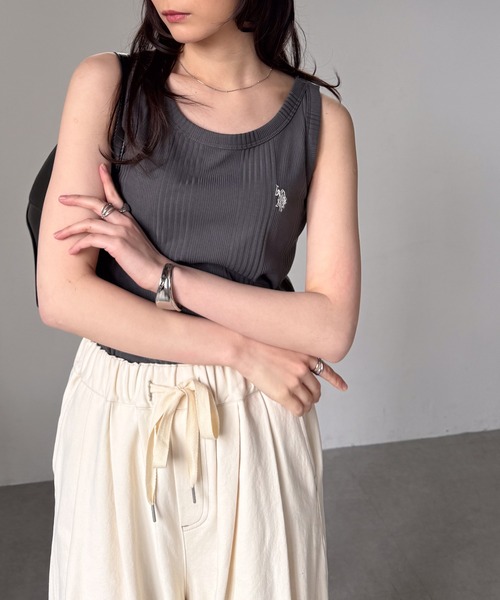 U.S. POLO ASSN.（ユーエスポロアッスン）の「RANAN/solleim別注【U.S.POLO ASSN.】カップ付リブタンクトップ（タンクトップ・レディース・ブラック/チャコール/ホワイト/レッド・LL/S/M/L）」の10枚目の写真