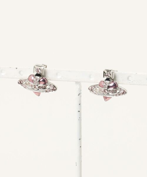 Vivienne Westwood(ヴィヴィアンウエストウッド)の「NEW DIAMANTE HEART EARRINGS(その他・レディース・ピンク/シルバー・FREE)」の2枚目の写真