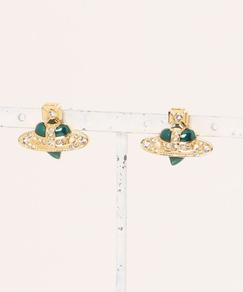 Vivienne Westwood(ヴィヴィアンウエストウッド)の「NEW DIAMANTE HEART EARRINGS(その他・レディース・ピンク/シルバー/グリーン/イエロー・FREE)」の2枚目の写真