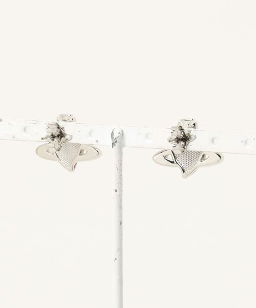 Vivienne Westwood(ヴィヴィアンウエストウッド)の「NEW DIAMANTE HEART EARRINGS(その他・レディース・ピンク/シルバー・FREE)」の3枚目の写真