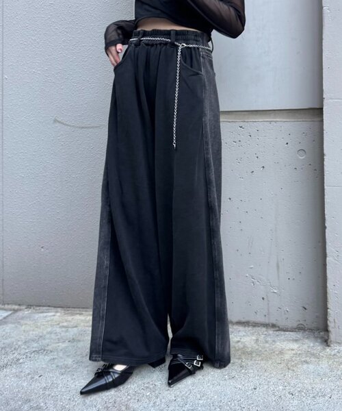 mline（エムライン）の「[mline]スウェット切り替えデニム（デニムパンツ・レディース・ベージュ/ブラック・1/2）」の4枚目の写真