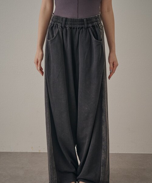 mline（エムライン）の「[mline]スウェット切り替えデニム（デニムパンツ・レディース・ベージュ/ブラック・1/2）」の6枚目の写真