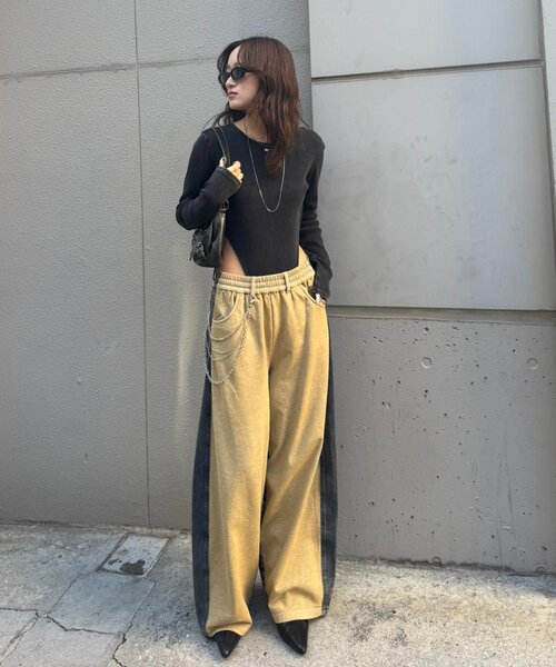 mline（エムライン）の「[mline]スウェット切り替えデニム（デニムパンツ・レディース・ベージュ/ブラック・1/2）」の19枚目の写真