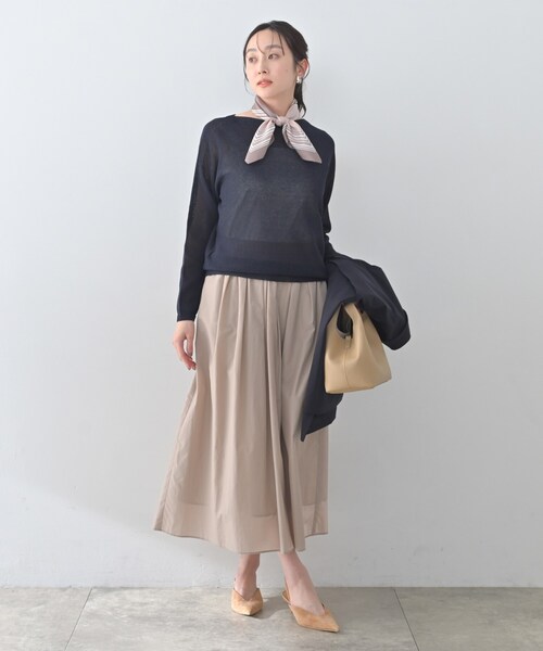 UNTITLED（アンタイトル）の「ドライタッチボートネックニット（ニット/セーター・レディース・ホワイト/ライトブルー/チャコールグレー/ベージュ/ブルーグリーン/イエロー系その他/ネイビー・48/00/02/04/44）」の16枚目の写真