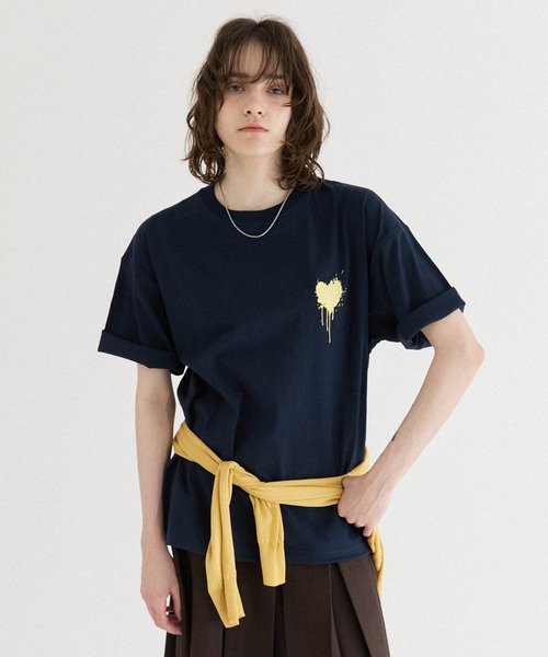 ONCILY（オンシェリー）の「26SS HEART LOGO DRAW CODE T-SHIRT / ハートロゴドローコードTシャツ（Tシャツ/カットソー・メンズ・ピンク/ホワイト系その他3/ホワイト系その他/ホワイト系その他5/ライトブルー/ブラック系その他2/ブラック/ネイビー系/ブラック系その他3/ブラック系その他/ホワイト系その他4/ホワイト系その他2/ボルドー/ネイビー系1・SMALL/LARGE/MEDIUM）」の12枚目の写真