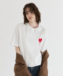 ONCILY（オンシェリー）の「26SS HEART LOGO DRAW CODE T-SHIRT / ハートロゴドローコードTシャツ（Tシャツ/カットソー）」