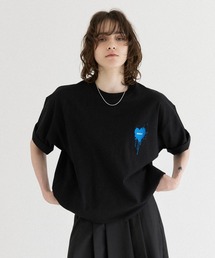 ONCILY（オンシェリー）の「26SS HEART LOGO DRAW CODE T-SHIRT / ハートロゴドローコードTシャツ（Tシャツ/カットソー）」