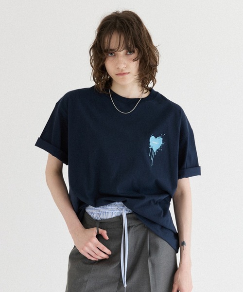 ONCILY（オンシェリー）の「26SS HEART LOGO DRAW CODE T-SHIRT / ハートロゴドローコードTシャツ（Tシャツ/カットソー・メンズ・ピンク/ホワイト系その他3/ホワイト系その他/ホワイト系その他5/ライトブルー/ブラック系その他2/ブラック/ネイビー系/ブラック系その他3/ブラック系その他/ホワイト系その他4/ホワイト系その他2/ボルドー/ネイビー系1・SMALL/LARGE/MEDIUM）」の19枚目の写真