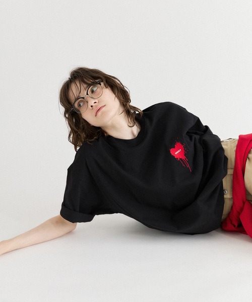 ONCILY（オンシェリー）の「26SS HEART LOGO DRAW CODE T-SHIRT / ハートロゴドローコードTシャツ（Tシャツ/カットソー・メンズ・ピンク/ホワイト系その他3/ホワイト系その他/ホワイト系その他5/ライトブルー/ブラック系その他2/ブラック/ネイビー系/ブラック系その他3/ブラック系その他/ホワイト系その他4/ホワイト系その他2/ボルドー/ネイビー系1・SMALL/LARGE/MEDIUM）」の15枚目の写真