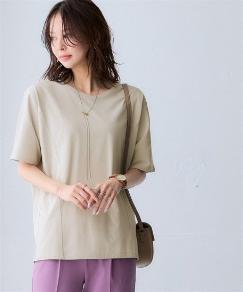 nissen(ニッセン)の「きちんと見え汗染みしにくい綿混ドルマンスリーブプルオーバー(抗菌防臭・消臭・UVカット)<大きいサイズ有>(Tシャツ/カットソー・レディース・ブラック/グレイッシュベージュ/オフホワイト/ミント・S/M/L/LL/3L)」の3枚目の写真