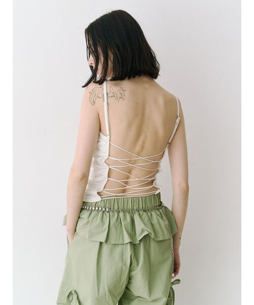 jouetie（ジュエティ）の「バックオープンチューブトップ（キャミソール・レディース・ブラック/レッド/オフホワイト・MEDIUM）」の10枚目の写真