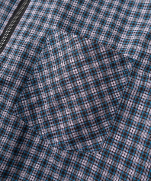 SlashDate（スラッシュデイト）の「【82】ショート丈  フロントジップ チェック 半袖シャツ/ユニセックス/レディース/メンズ（シャツ/ブラウス・メンズ・ブラック/ブルー/レッド・M/L）」の7枚目の写真