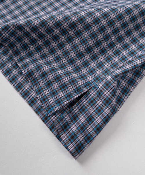 SlashDate（スラッシュデイト）の「【82】ショート丈  フロントジップ チェック 半袖シャツ/ユニセックス/レディース/メンズ（シャツ/ブラウス・メンズ・ブラック/ブルー/レッド・M/L）」の8枚目の写真