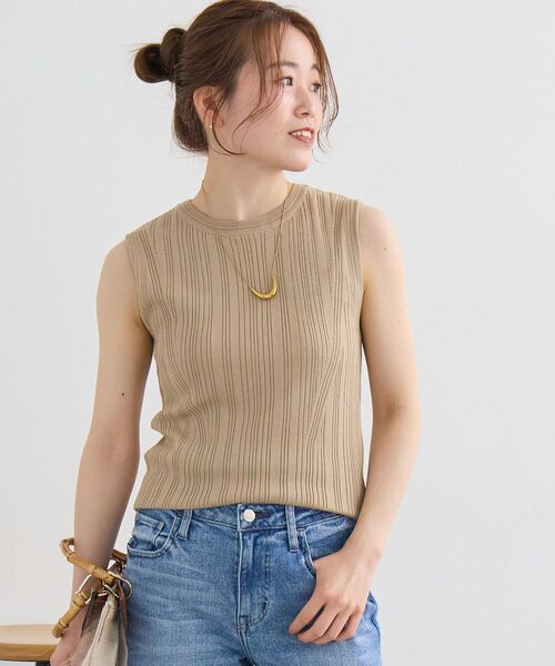 le.coeur blanc(ルクールブラン)の「《WEB限定アイテム》ランダムリブノースリーブトップス(Tシャツ/カットソー・レディース・アイボリー/キャメル/ブラウン/ブラック/ベージュ・38)」の5枚目の写真