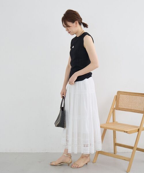 le.coeur blanc(ルクールブラン)の「《WEB限定アイテム》ランダムリブノースリーブトップス(Tシャツ/カットソー・レディース・アイボリー/キャメル/ブラウン/ブラック/ベージュ・38)」の17枚目の写真