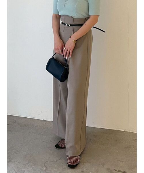 LAGUNAMOON(ラグナムーン)の「バイカラーライトベルトパンツ 【夏服】【オフィスカジュアル】(その他パンツ・レディース・ベージュ・MEDIUM/SMALL)」の1枚目の写真