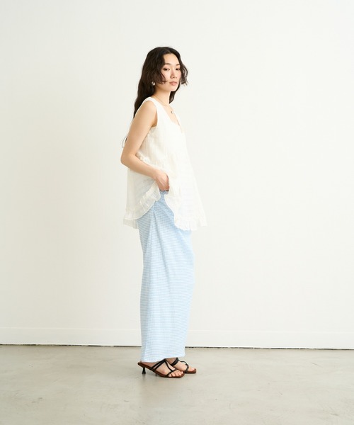 Lutim by u（ルチバイユー）の「ニュアンスチェックフリルデザインチュニック（シャツ/ブラウス・レディース・ブラック/グレー/オフホワイト・FREE）」の9枚目の写真