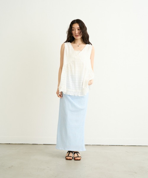 Lutim by u（ルチバイユー）の「ニュアンスチェックフリルデザインチュニック（シャツ/ブラウス・レディース・ブラック/グレー/オフホワイト・FREE）」の11枚目の写真