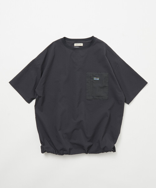 FREAK'S STORE(フリークスストア)の「<UVカット・接触冷感・吸水速乾> AiRide/エアライド リラックスフィット 異素材ポケット シアサッカープルオーバートップ 限定展開(Tシャツ/カットソー・メンズ・ブラック/ブラウン/チャコールグレー/ネイビー・MEDIUM/SMALL/LARGE)」の13枚目の写真