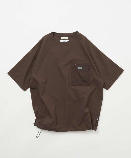 FREAK'S STORE(フリークスストア)の「<UVカット・接触冷感・吸水速乾> AiRide/エアライド リラックスフィット 異素材ポケット シアサッカープルオーバートップ 限定展開(Tシャツ/カットソー・メンズ・ブラック/ブラウン/チャコールグレー/ネイビー・MEDIUM/SMALL/LARGE)」の17枚目の写真