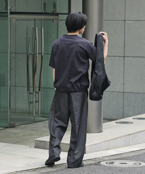 FREAK'S STORE(フリークスストア)の「<UVカット・接触冷感・吸水速乾> AiRide/エアライド リラックスフィット 異素材ポケット シアサッカープルオーバートップ 限定展開(Tシャツ/カットソー・メンズ・ブラック/ブラウン/チャコールグレー/ネイビー・MEDIUM/SMALL/LARGE)」の21枚目の写真