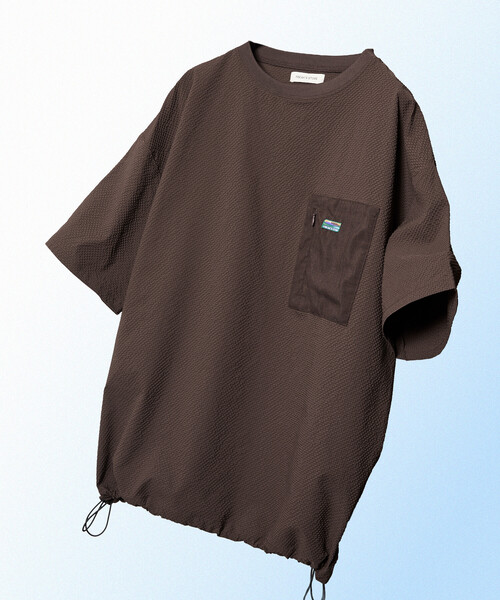 FREAK'S STORE(フリークスストア)の「<UVカット・接触冷感・吸水速乾> AiRide/エアライド リラックスフィット 異素材ポケット シアサッカープルオーバートップ 限定展開(Tシャツ/カットソー・メンズ・ブラック/ブラウン/チャコールグレー/ネイビー・MEDIUM/SMALL/LARGE)」の3枚目の写真