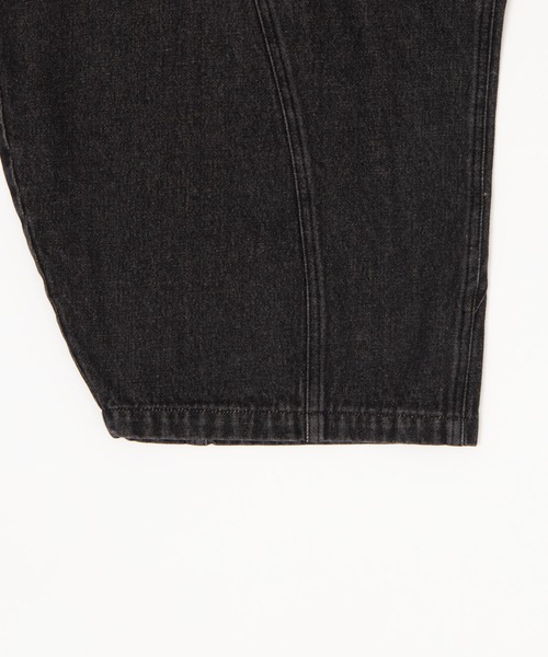SHORT ROUND(ショートラウンド)の「SHORT ROUND/【26年春夏新作】スウィッチングカーブデニムパンツ(デニムパンツ・メンズ・ブラック系3/グレー・LARGE/MEDIUM)」の19枚目の写真